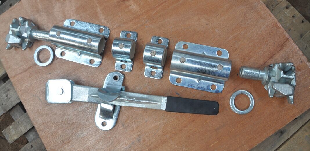 展翼箱門鎖具總成